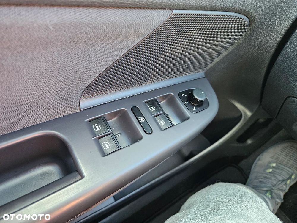 Volkswagen Golf 1.6 Tour - 17