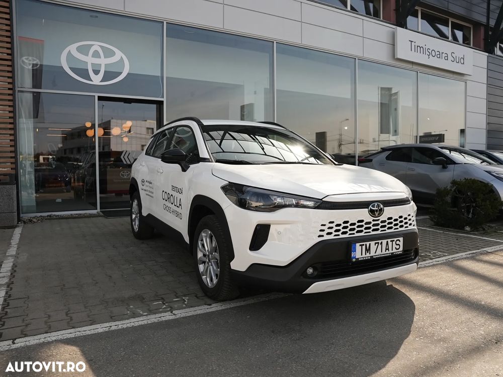 Toyota Corolla Cross - 1