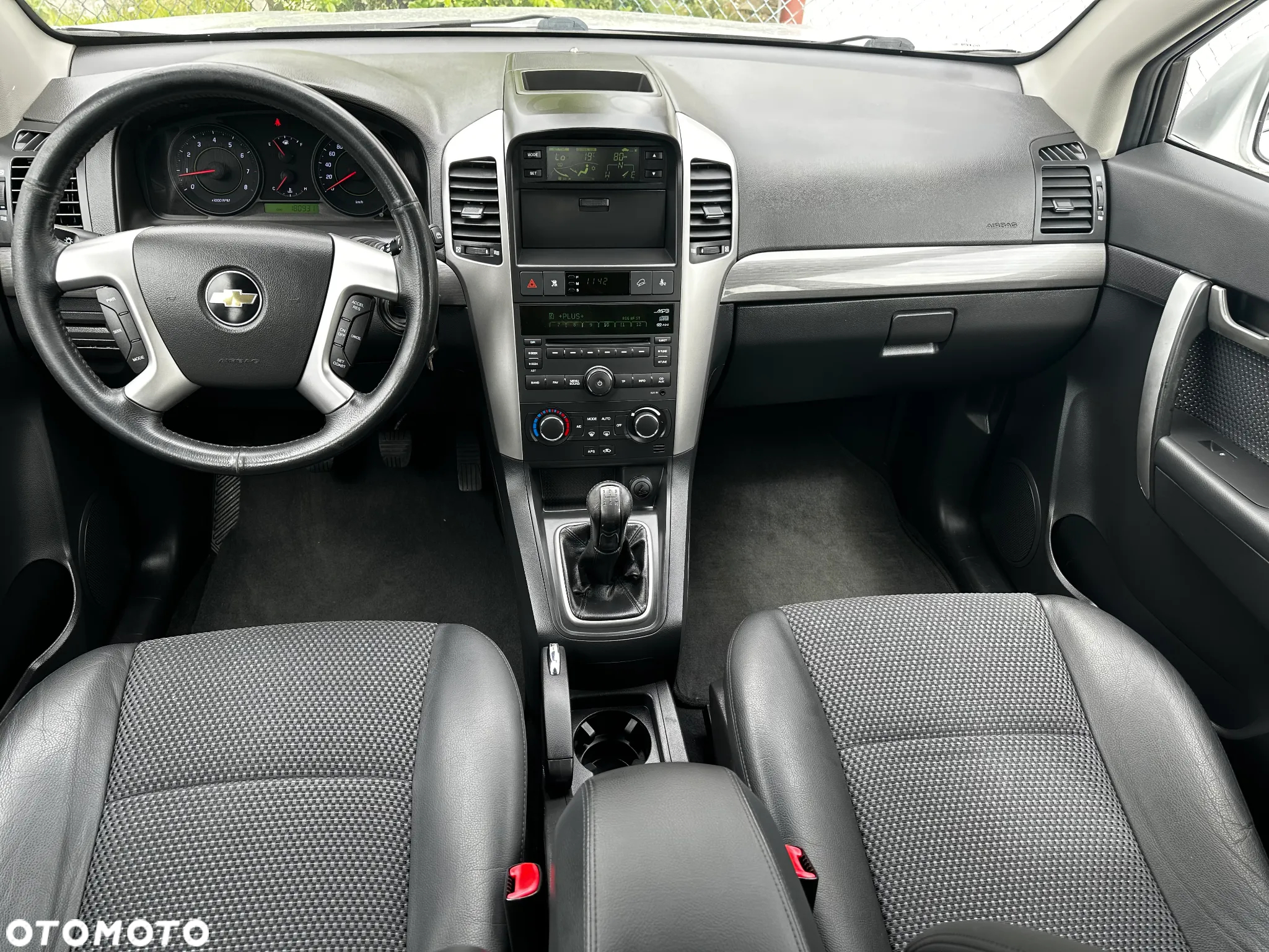 Chevrolet Captiva 2.4 LS - 10