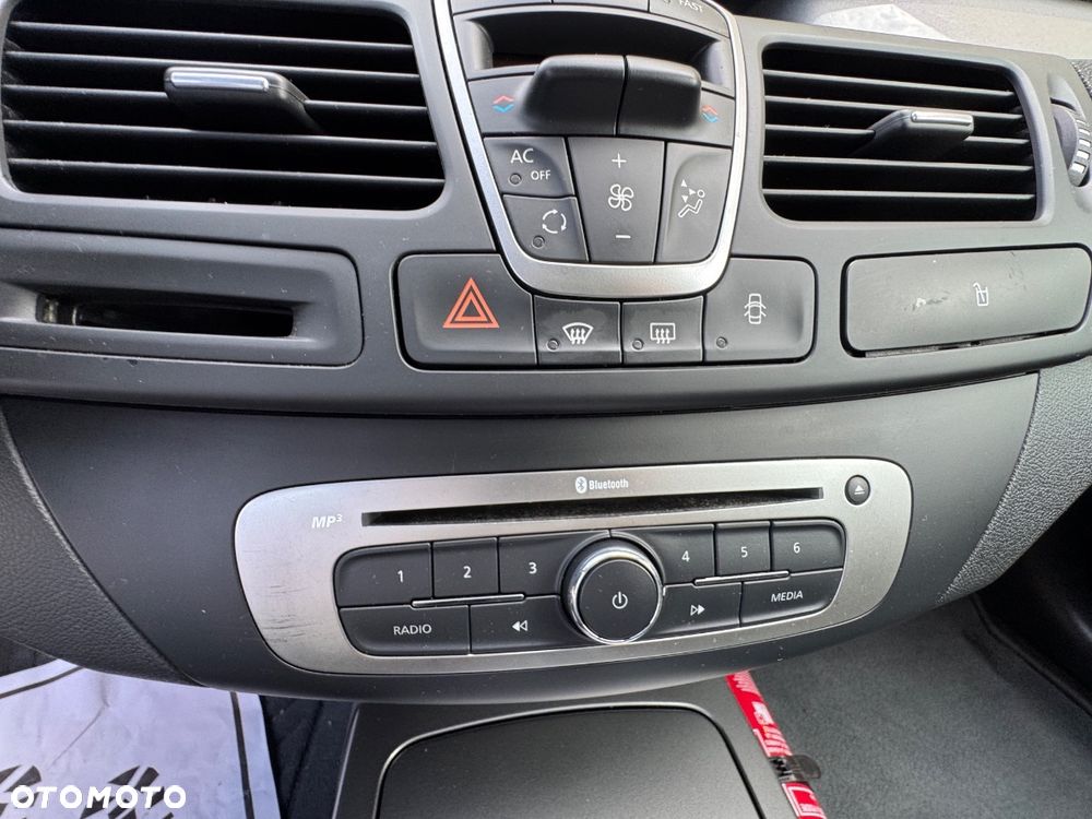 Renault Laguna dCi 110 FAP EDC Bose Edition - 17