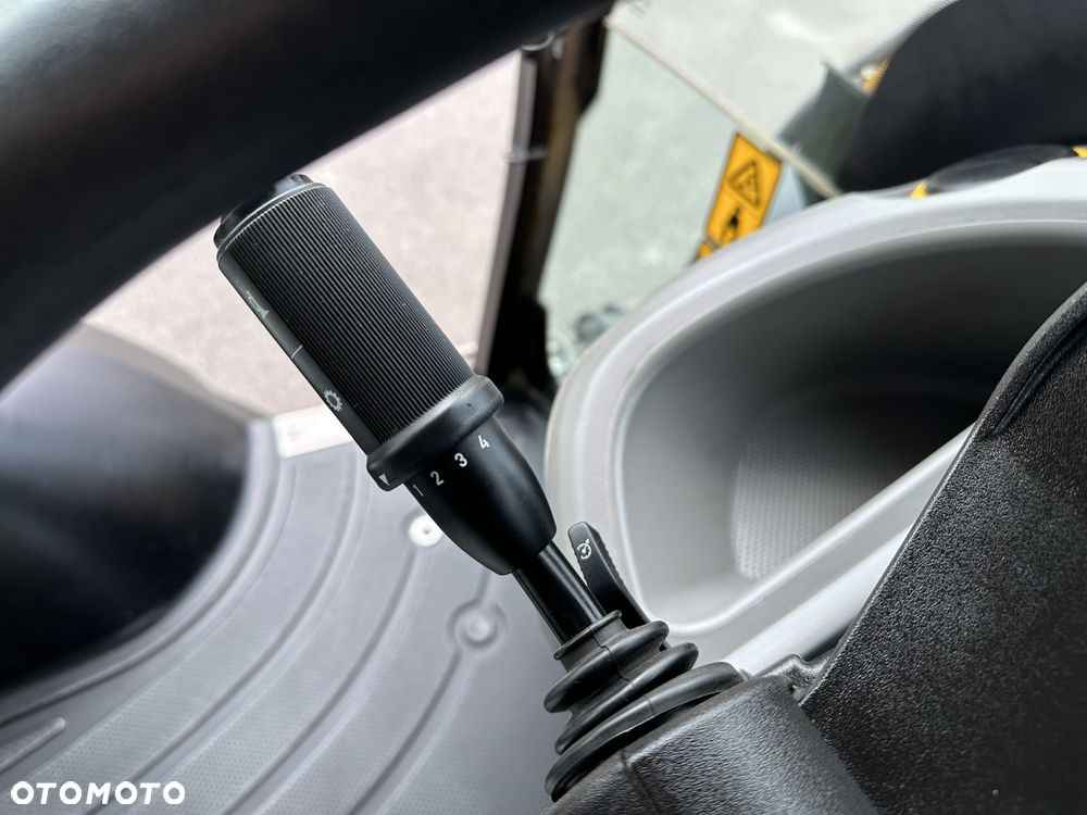 JCB 3CX PLUS AEC 300Mth Salon PL - 13