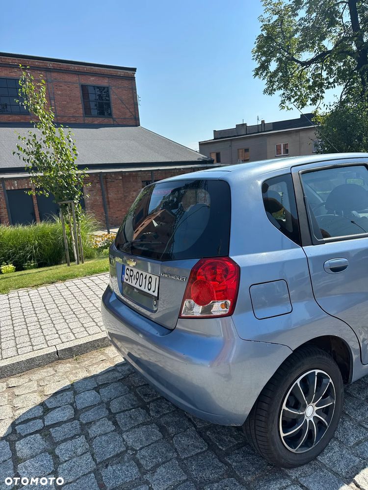 Chevrolet Kalos - 5