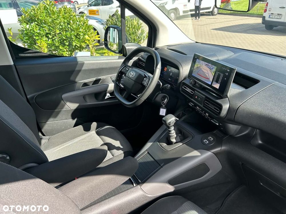 Toyota Proace City Verso 1.5 D-4D Family - 19