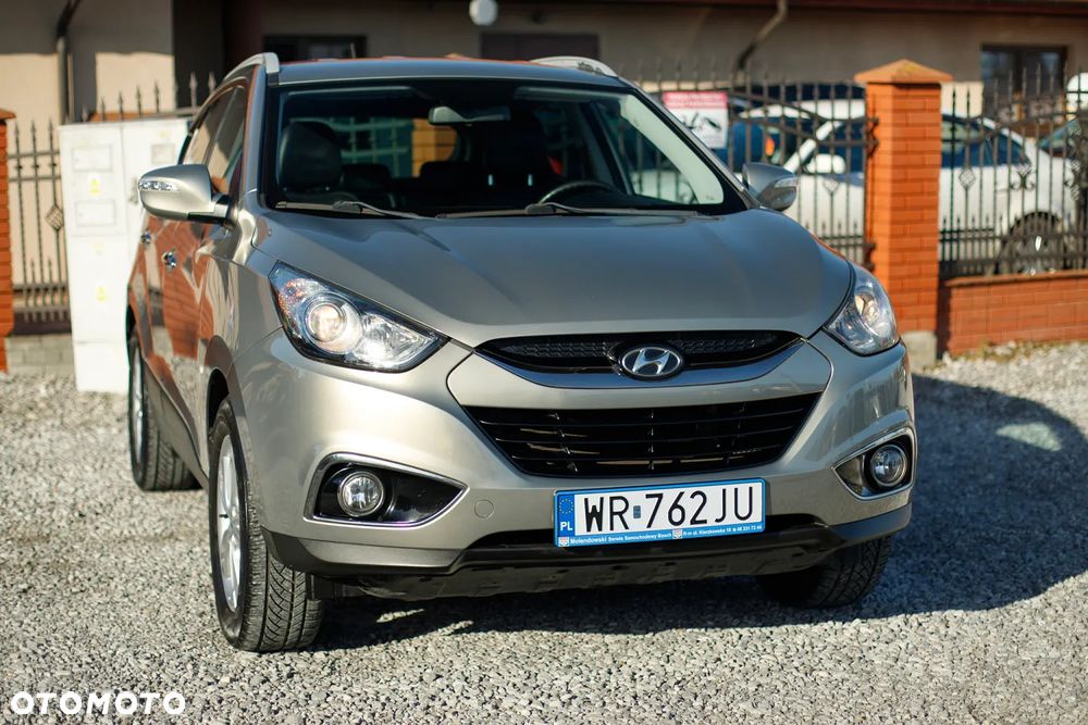 Hyundai ix35 1.7 CRDi 2WD blue Finale Silver - 16
