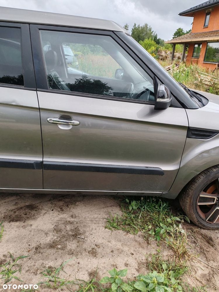 Drzwi prawe przednie przód IM Kia Soul I lift 11-13