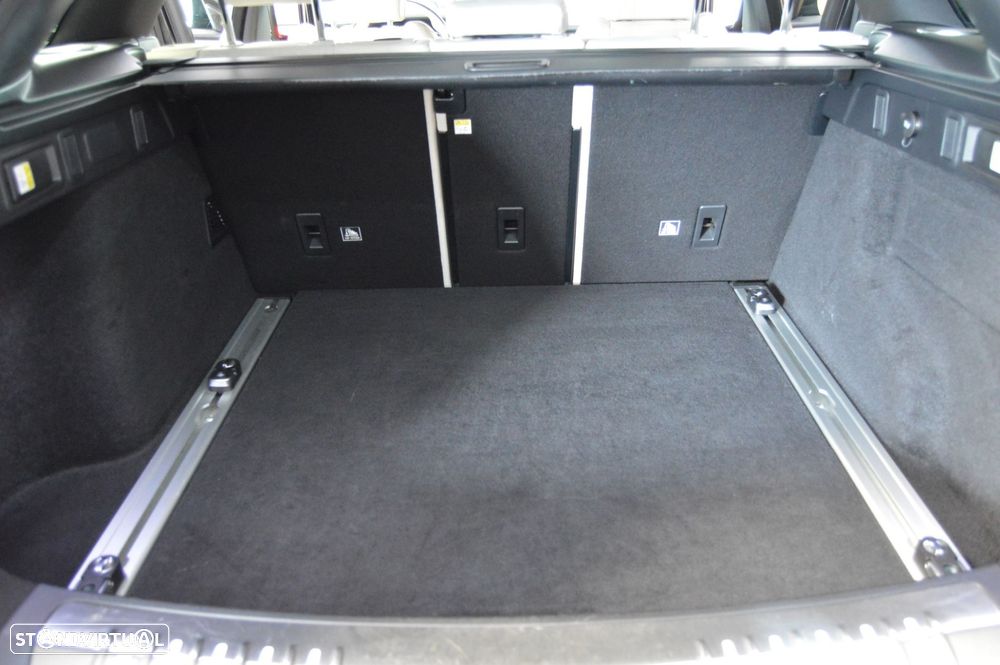 Land Rover Range Rover Velar 3.0 D R-Dynamic HSE - 25