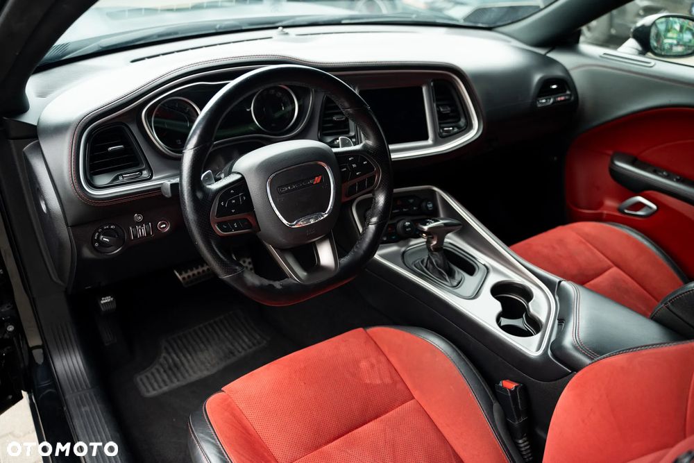 Dodge Challenger Automatik SRT 392 - 18