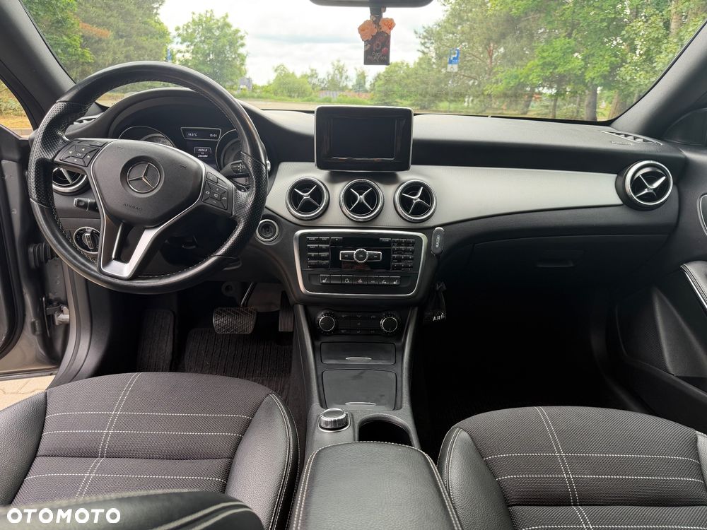 Mercedes-Benz CLA - 5
