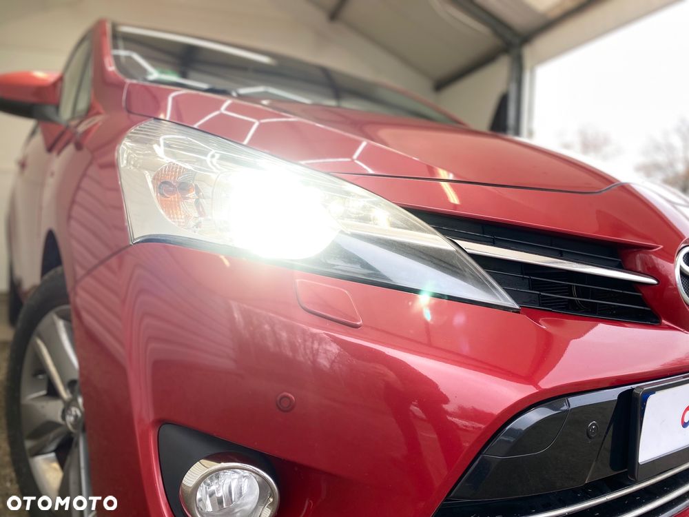 Toyota Verso 1.8 Premium MS - 17