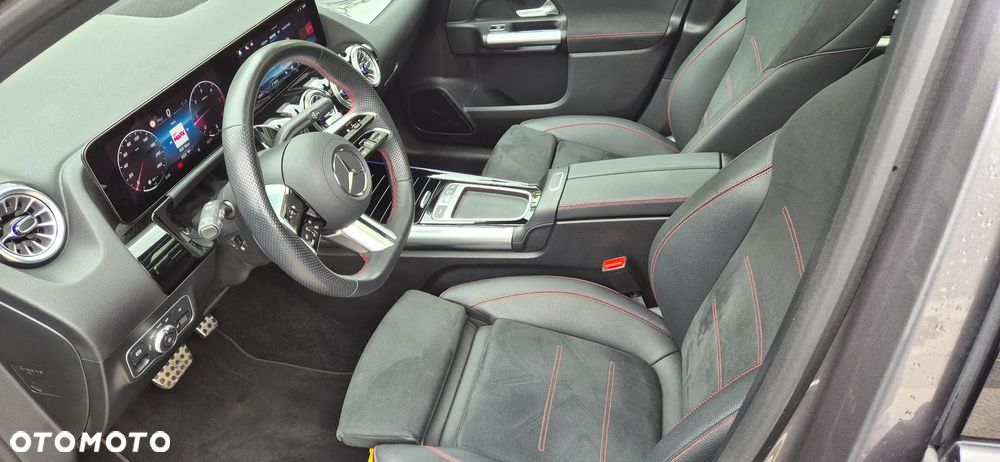 Mercedes-Benz GLA 220 d 4-Matic AMG Line - 15