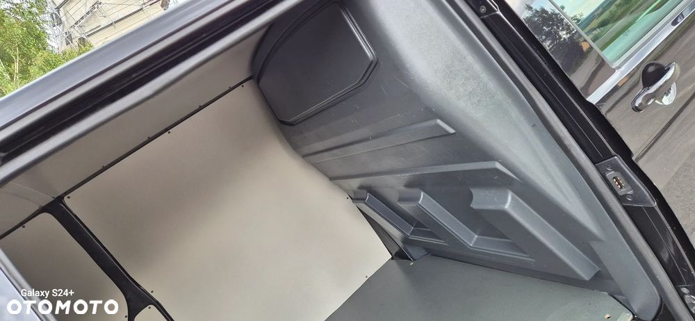 Volkswagen Transporter t5 - 24