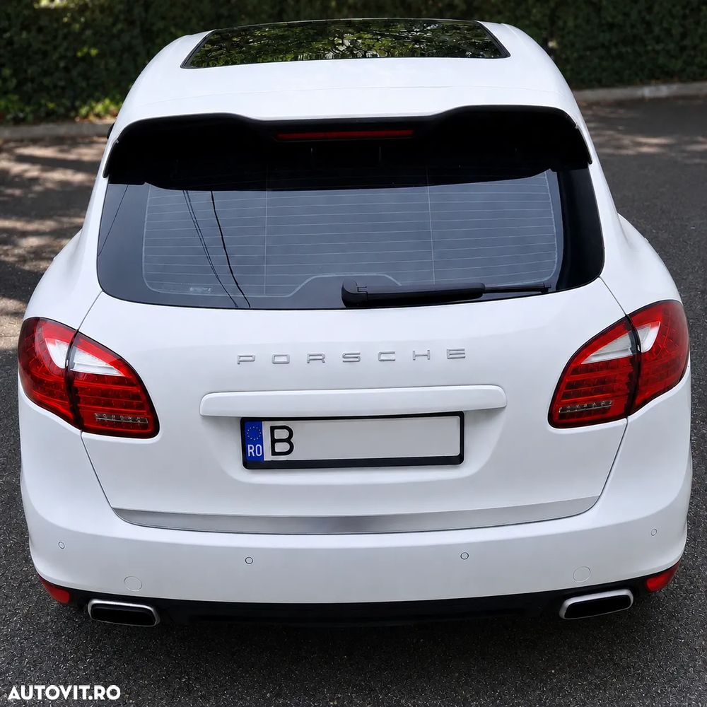 Porsche Cayenne - 7