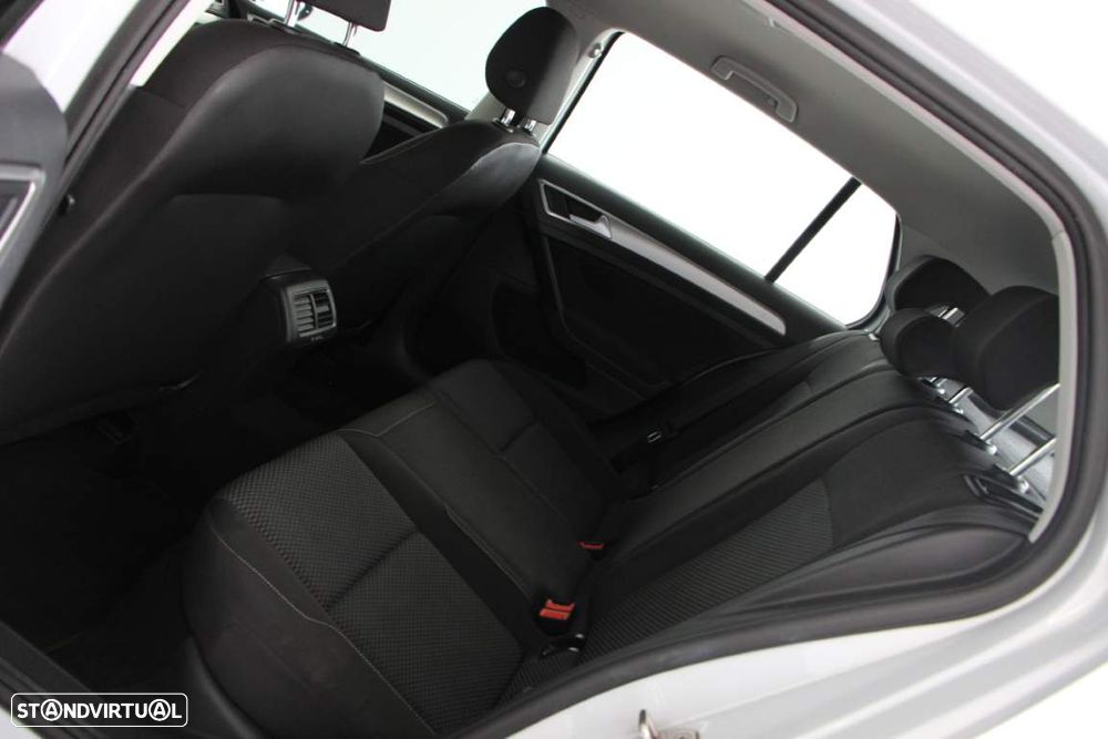 VW Golf 1.6 TDI Trendline - 6