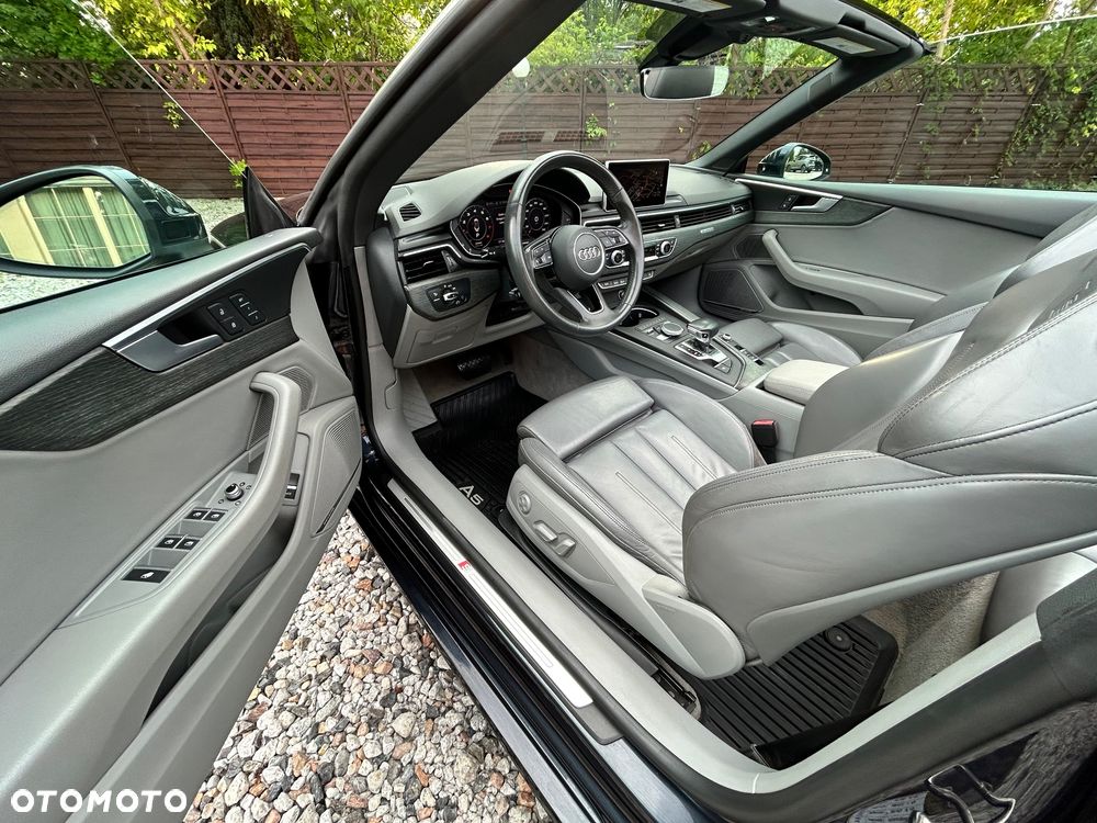 Audi A5 Cabrio - 32