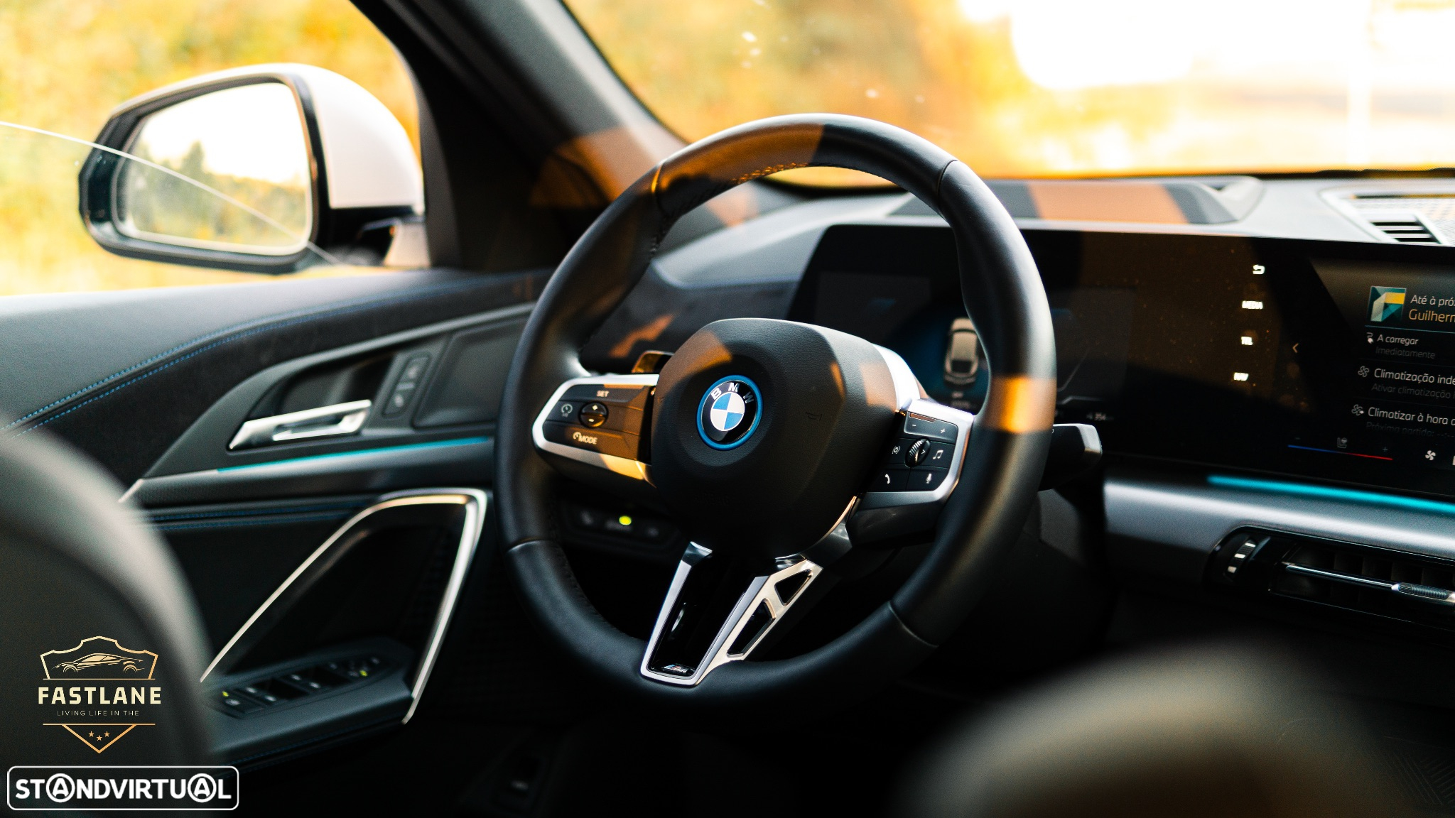 BMW iX2 eDrive20 Pack Desportivo M - 14