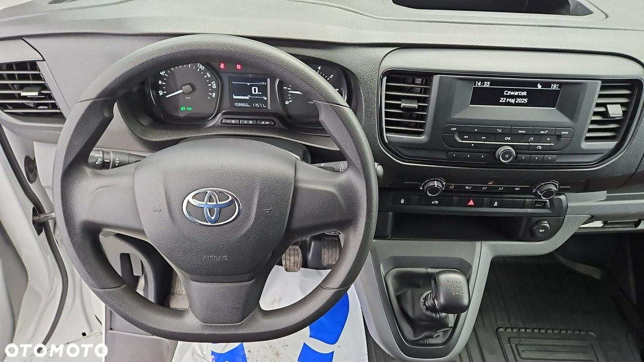 Toyota ProAce - 13