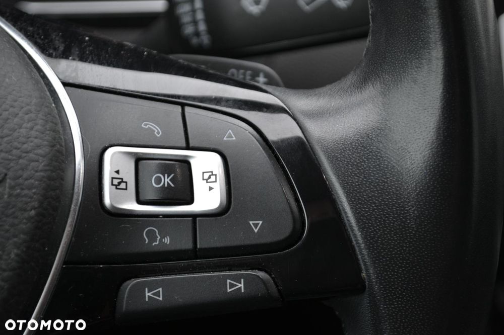 Volkswagen Passat 1.8 TSI BMT Comfortline DSG - 11