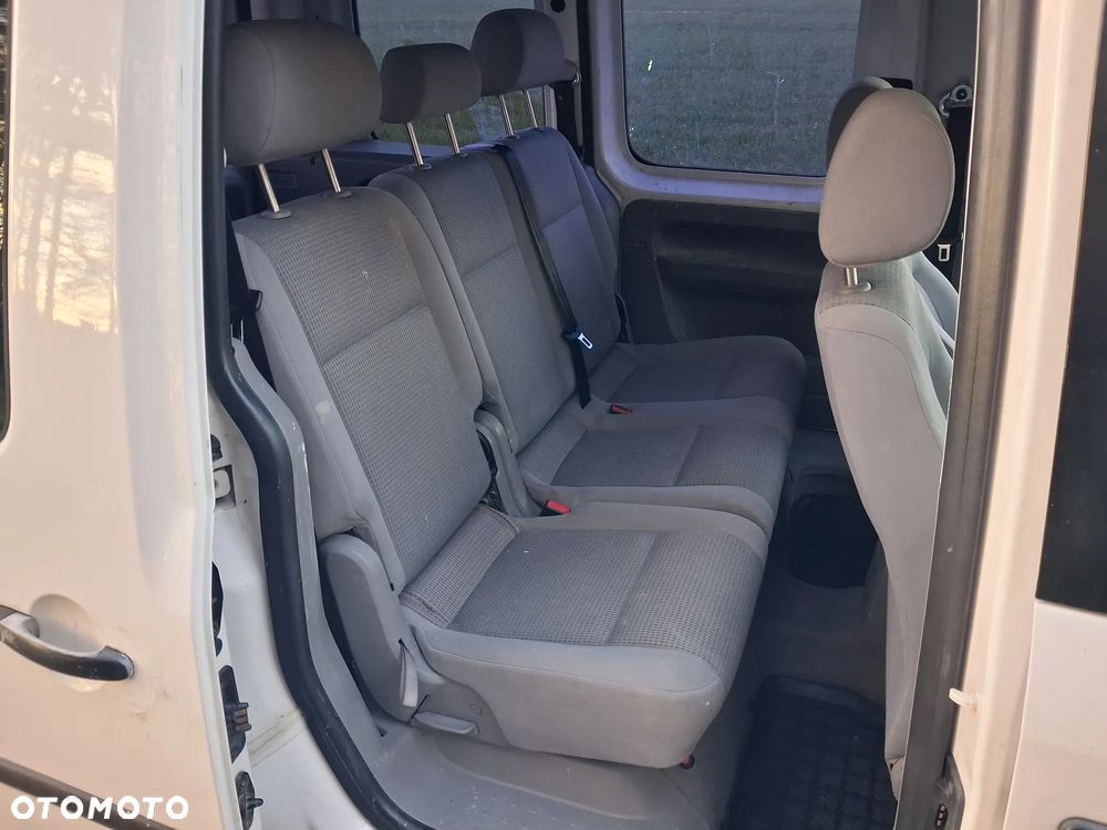 Volkswagen Caddy - 10