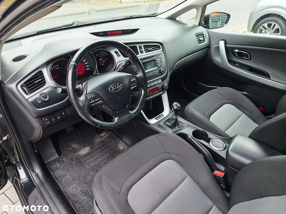 Kia Ceed 1.6 GDI L - 7