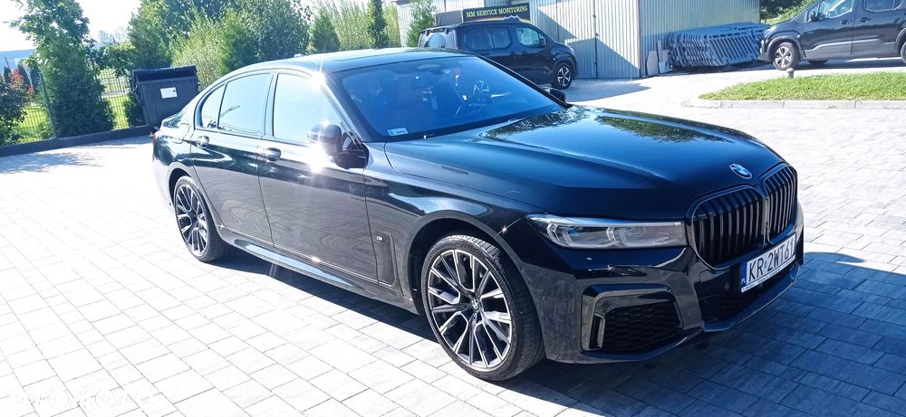 BMW Seria 7 750i xDrive - 1