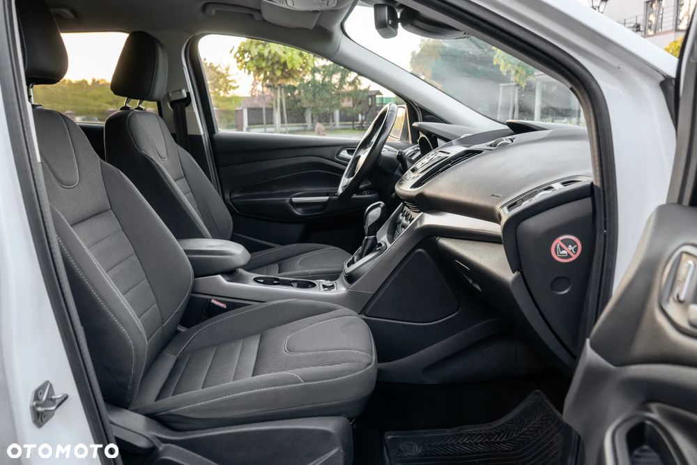 Ford Kuga 2.0 TDCi 4x4 Trend - 33