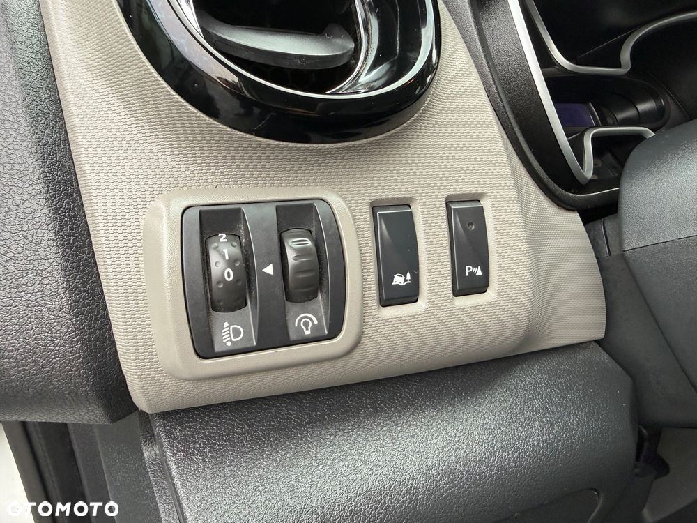 Renault Trafic - 9