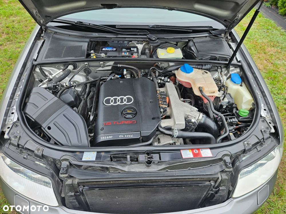 Audi A4 Avant 1.8 T quattro - 22