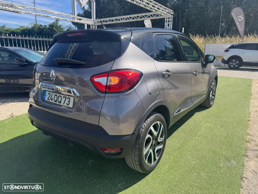 Renault Captur 1.5 dCi Exclusive - 4