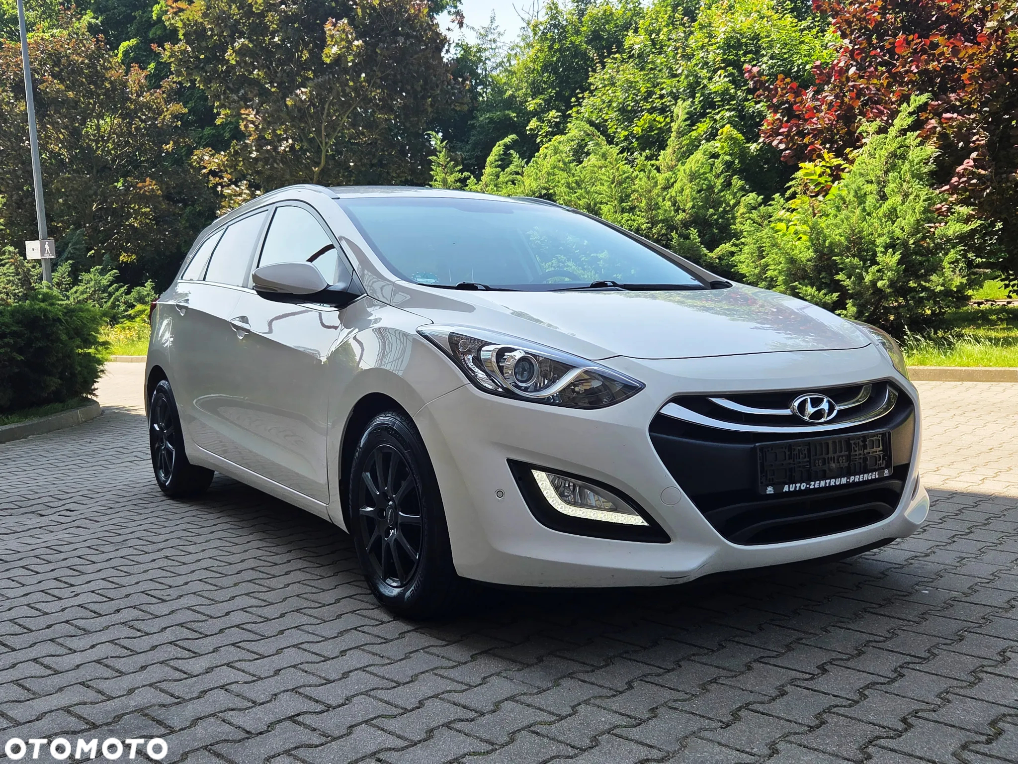 Hyundai i30 1.6 CRDi Comfort - 4
