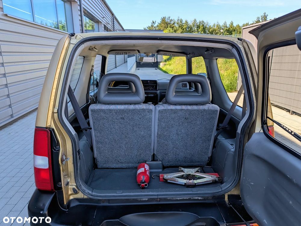 Suzuki Jimny 1.3 JLX - 19