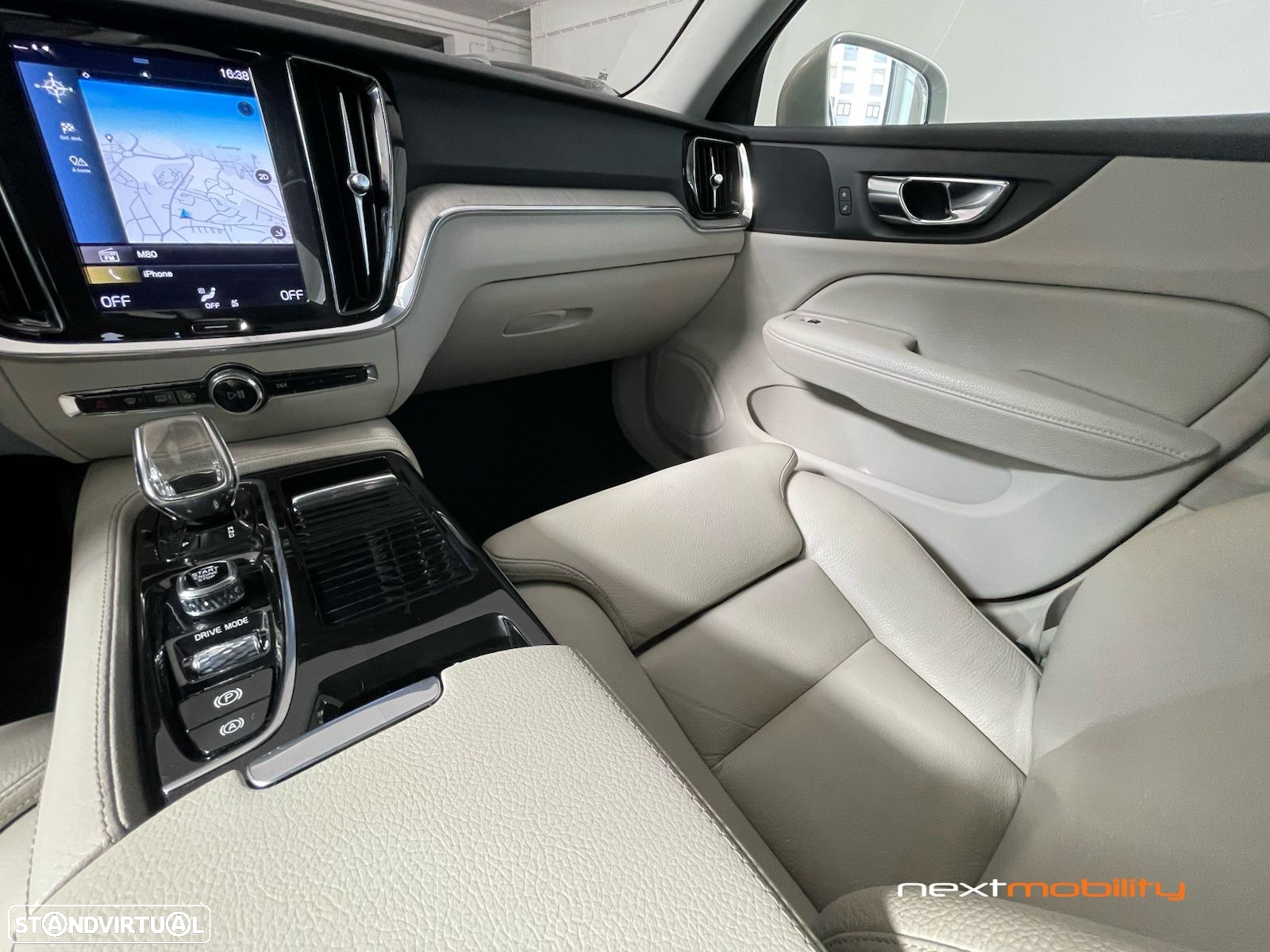 Volvo V60 2.0 T8 AWD TE Inscription - 14