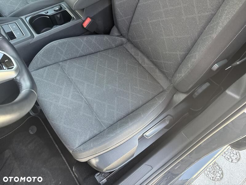Volkswagen Golf - 17