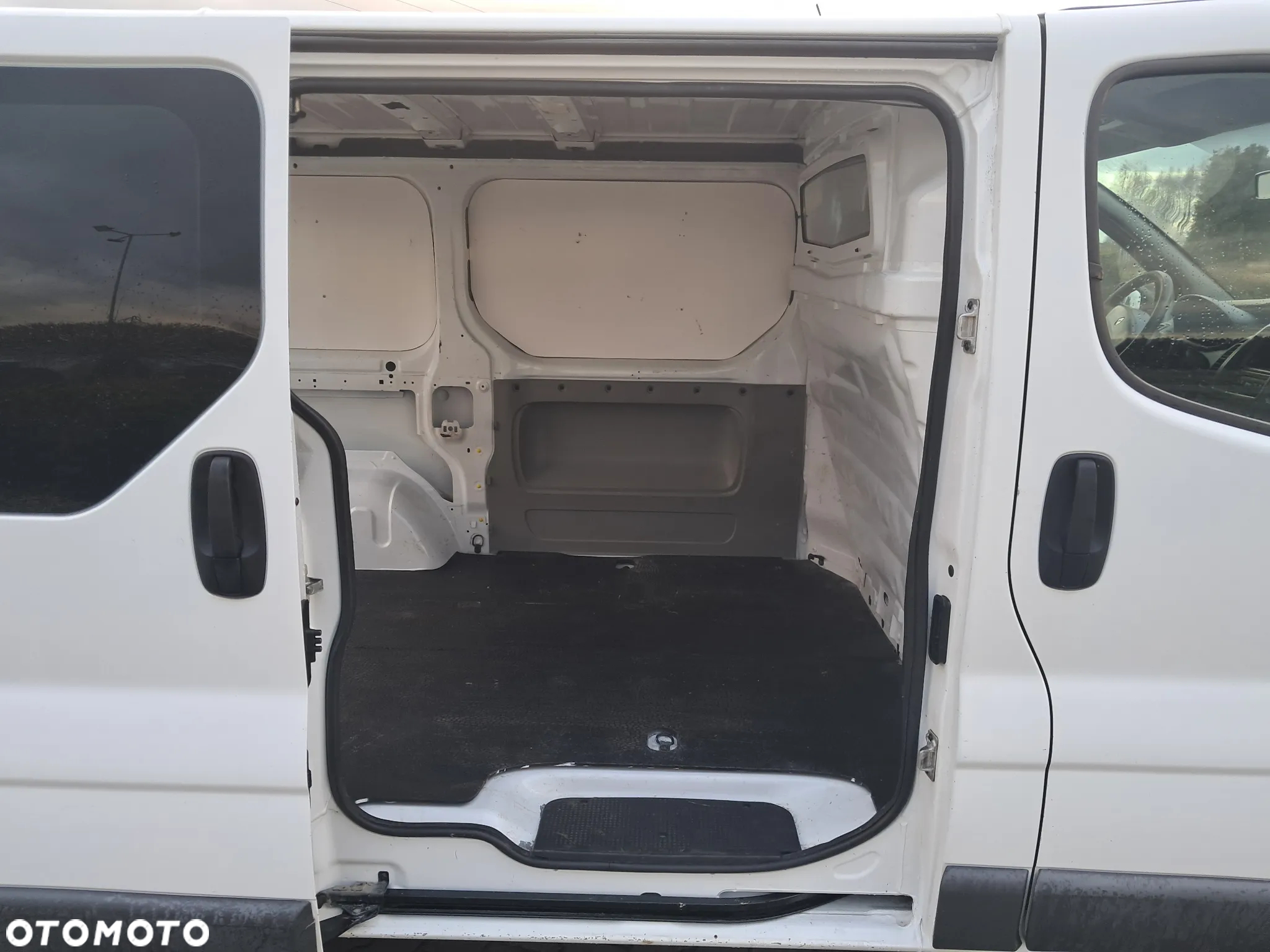 Renault TRAFIC - 5