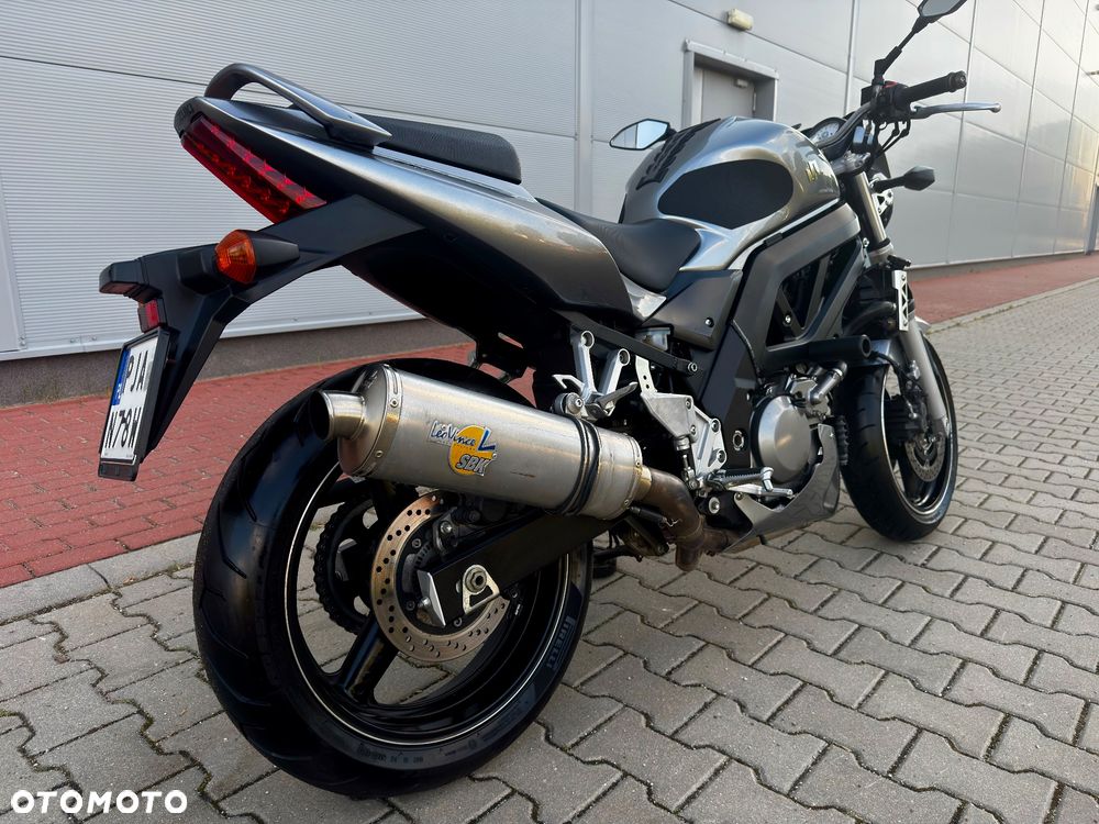 Suzuki SV - 9