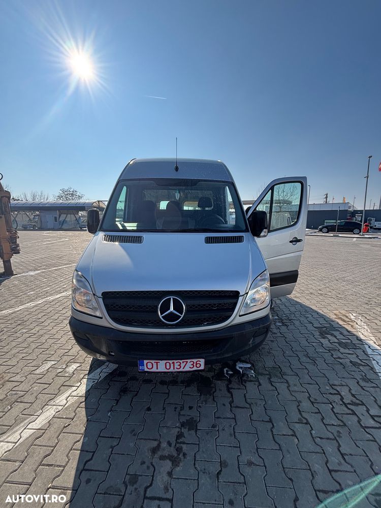 Mercedes-Benz Sprinter - 2