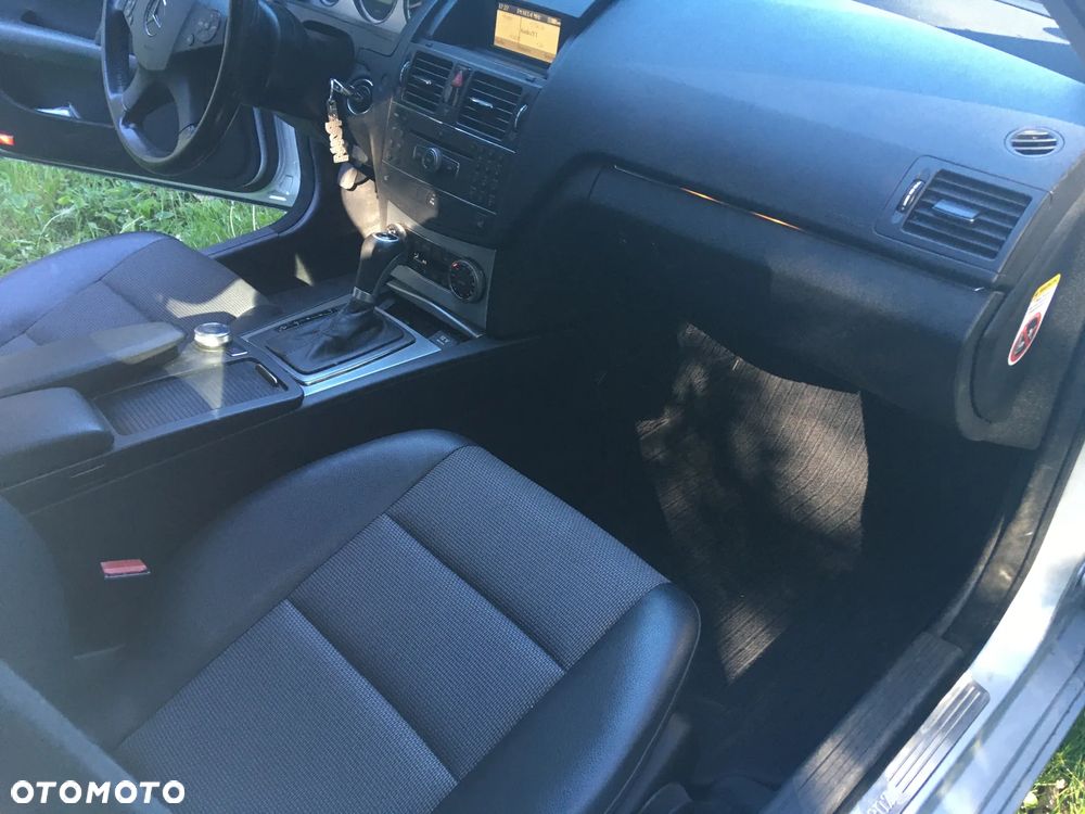 Mercedes-Benz Klasa C 180 Kompressor Automatik Avantgarde - 13