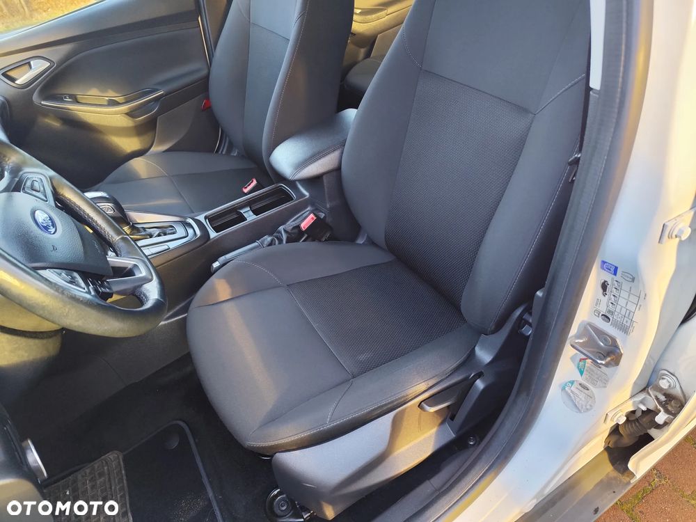 Ford Focus - 17
