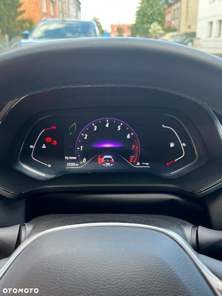 Renault Captur TCe Mild Hybrid 140 TECHNO - 9
