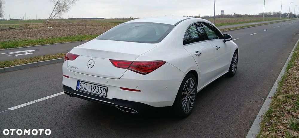 Mercedes-Benz CLA 200 7G-DCT - 6