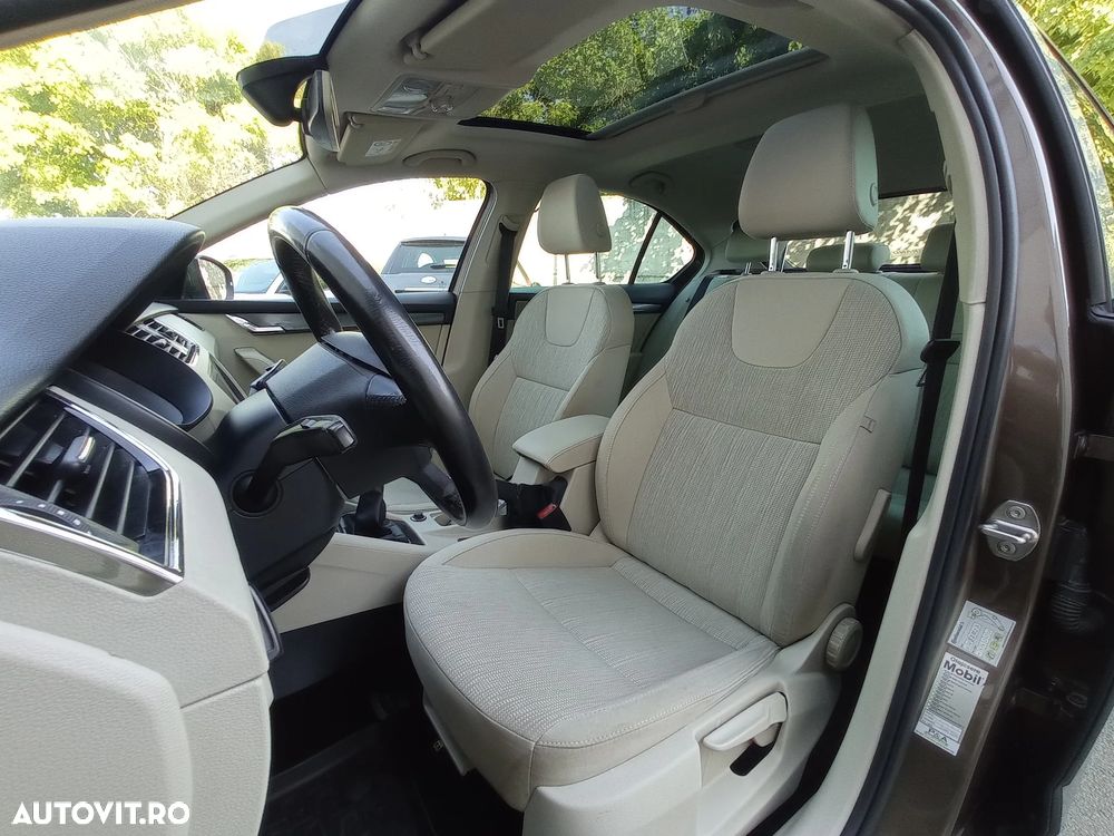 Skoda Octavia 2.0 TDI 4X4 STYLE - 16