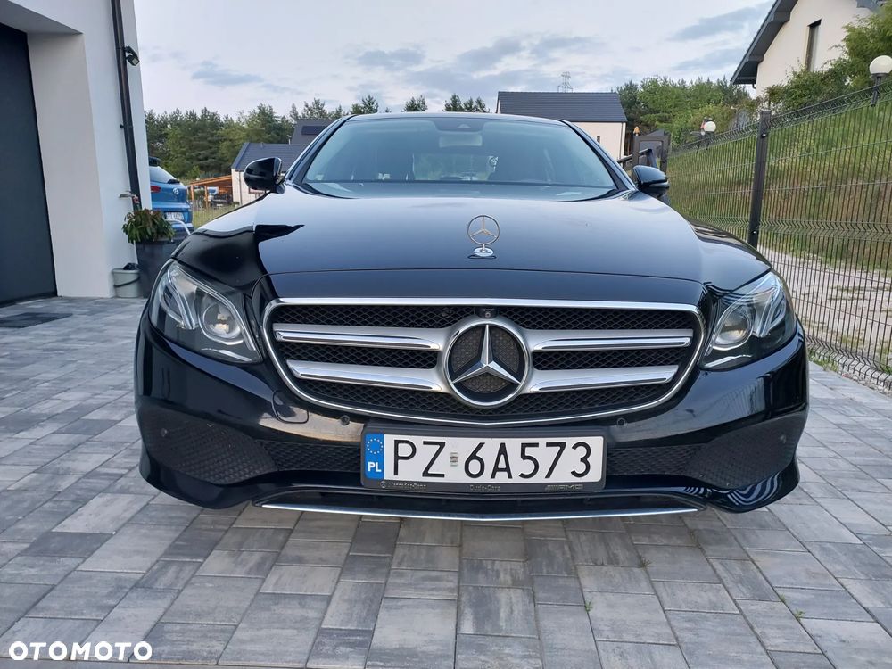Mercedes-Benz Klasa E 220 d 9G-TRONIC - 3