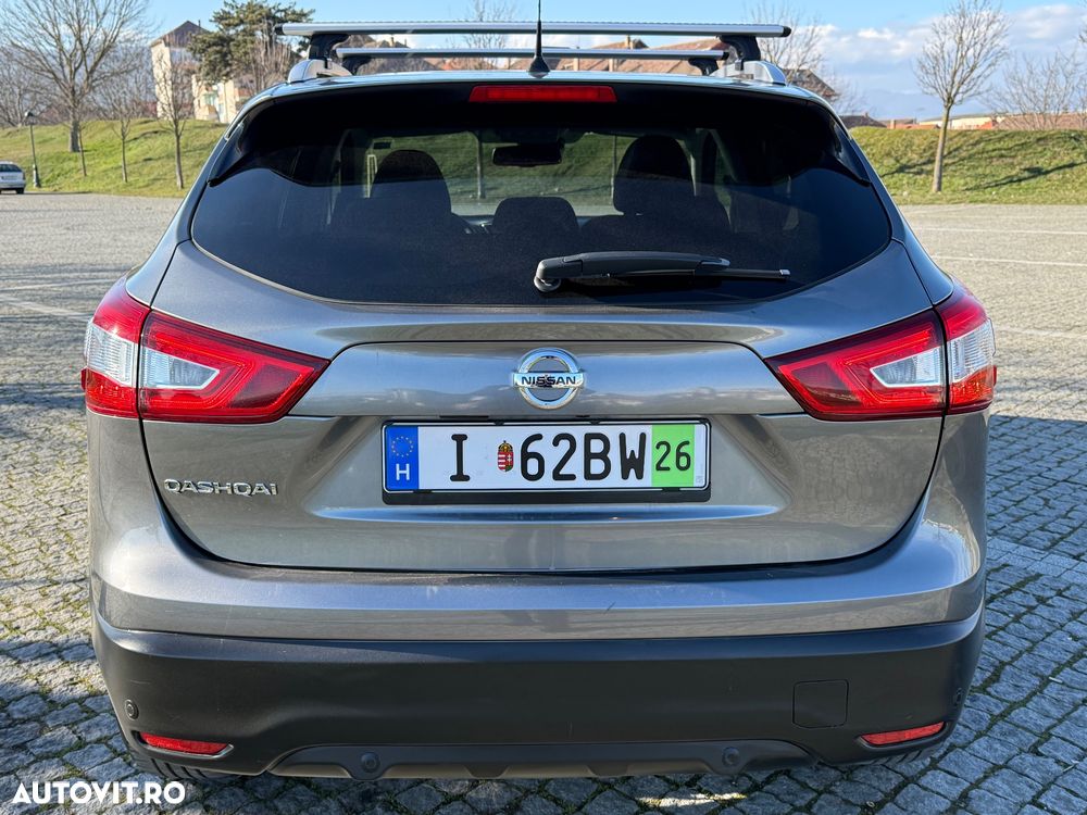 Nissan Qashqai 1.6 DCI ALL-MODE 4x4i TEKNA+ - 6