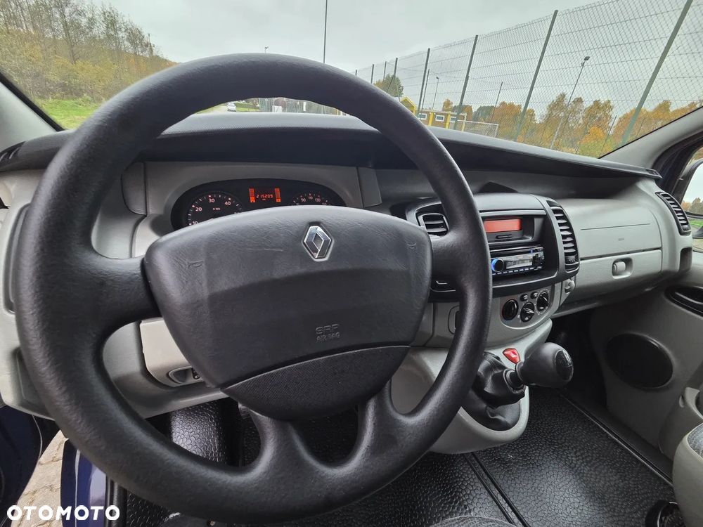 Renault Trafic - 26