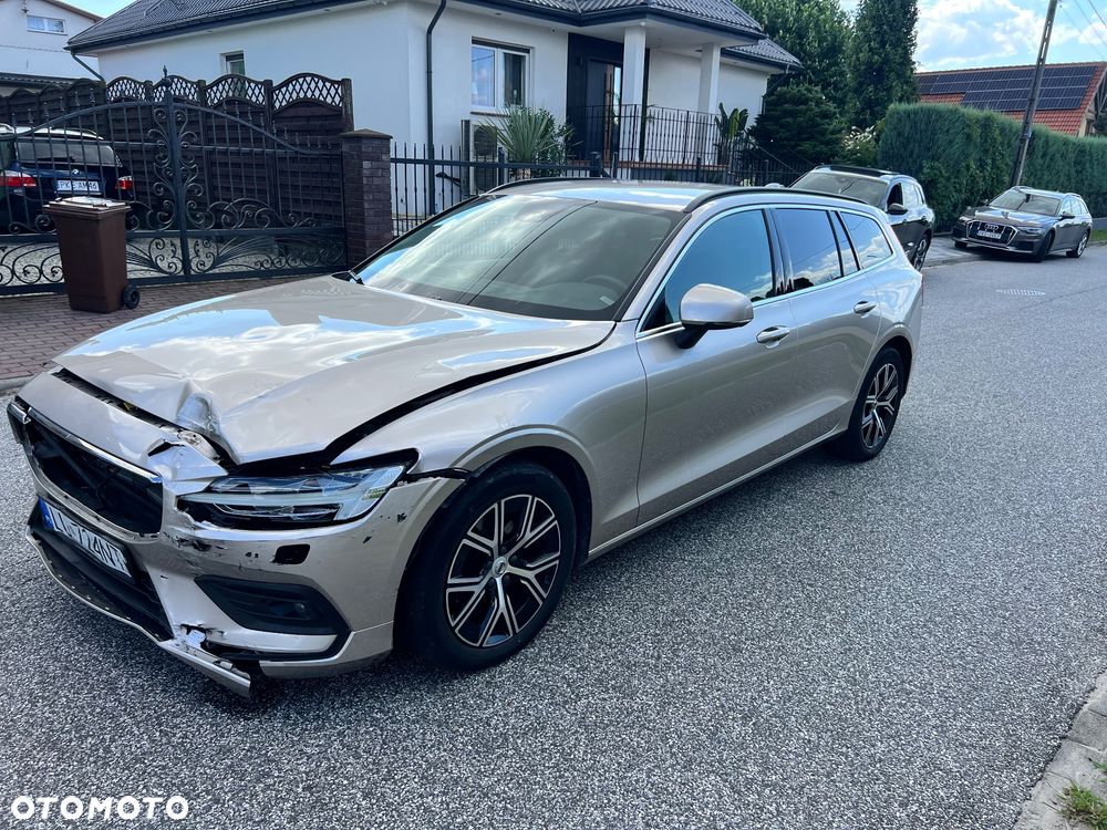 Volvo V60 B4 D Momentum Pro - 9