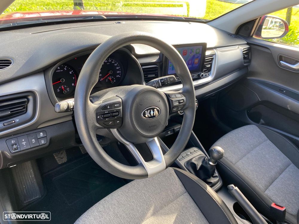 Kia Stonic 1.2 by FILA - 9