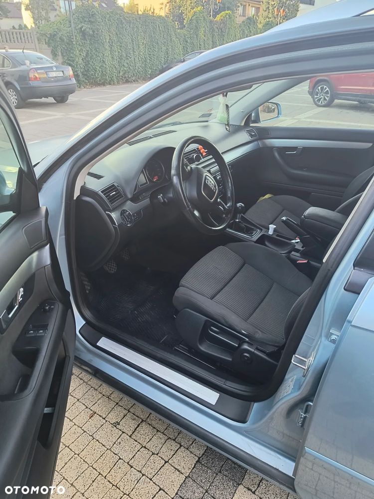 Audi A4 - 4