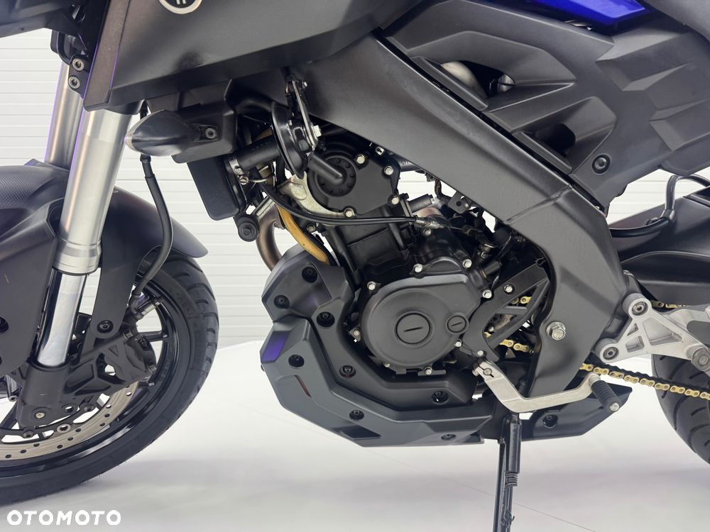 Yamaha MT - 30