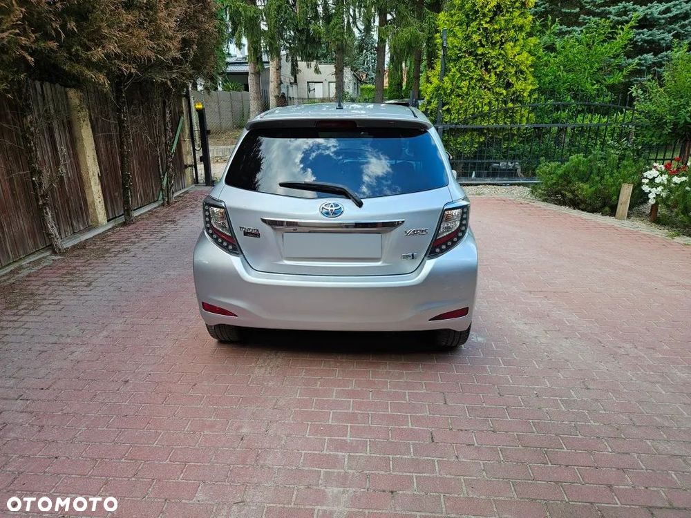 Toyota Yaris - 6