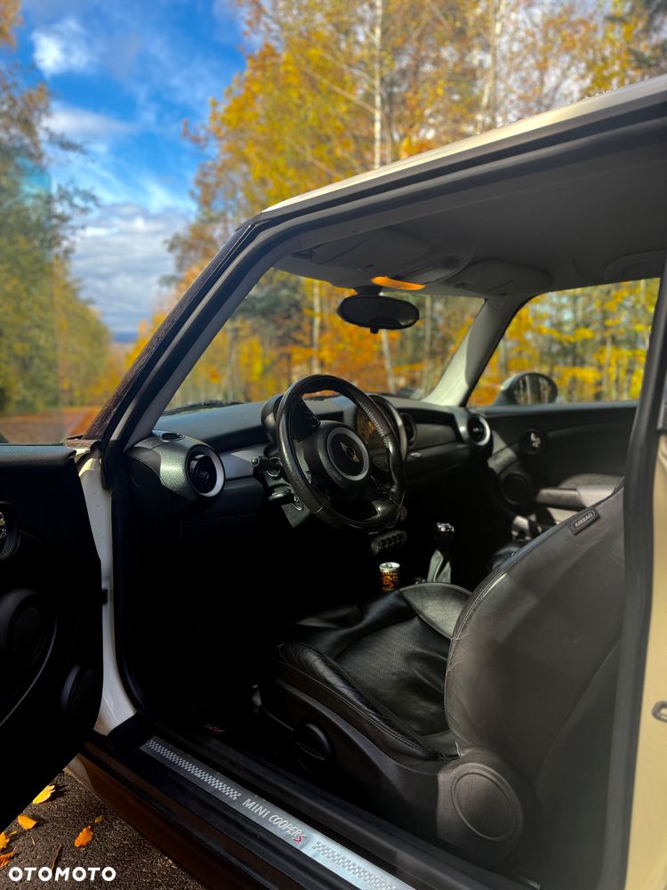 MINI ONE Standard - 13