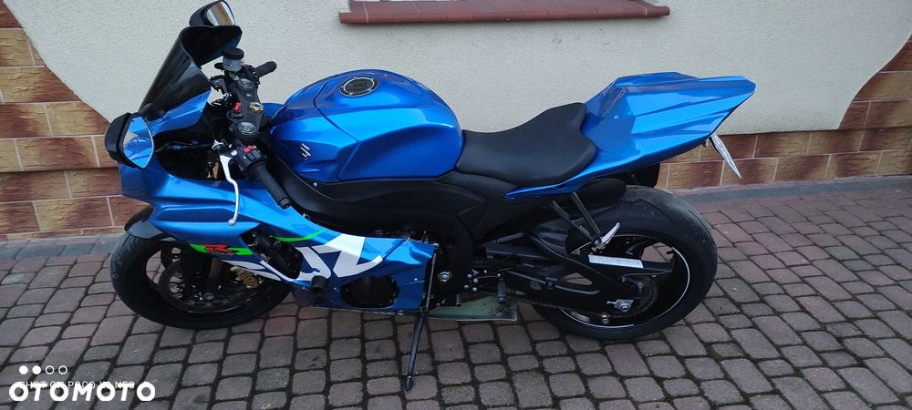 Suzuki GSX-R - 3